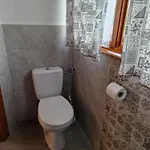 Morvai Panzio 3*