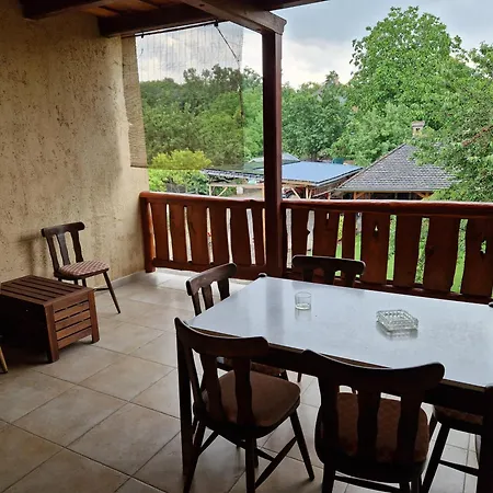 Morvai Panzio Bed & Breakfast Mogyoród