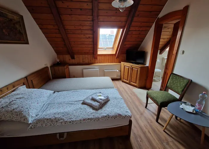 住宿加早餐酒店 Morvai Panzio Mogyoród